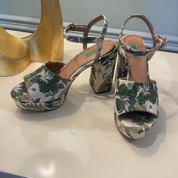 Topshop Shoes - Topshop Floral Lava Ankle Strap Wedge 7.5
